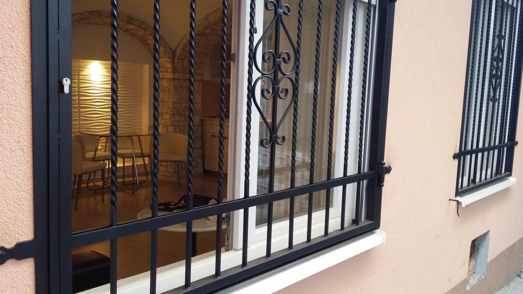 Apartment Zemun Old Town Center Belgrad Zimmer foto