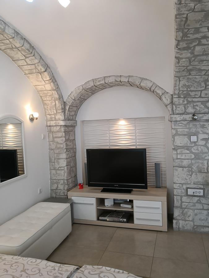 Apartment Zemun Old Town Center Belgrad Exterior foto